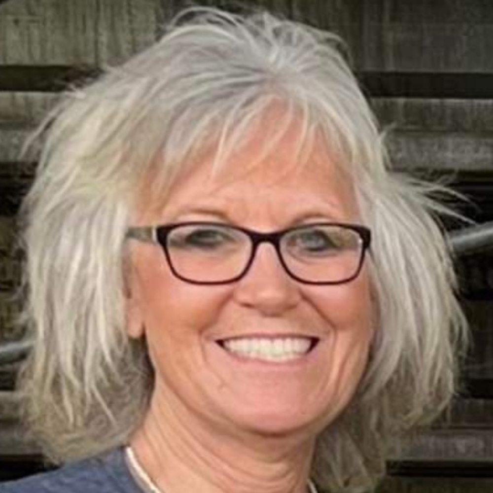 Meet your Posher, Lori